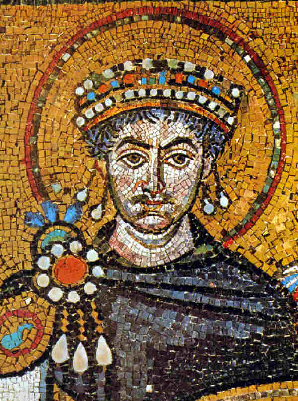 Св. Юстиниан, детайл от мозайка в базиликата San Vitale в Равена