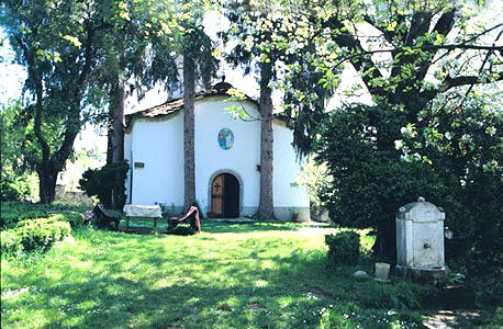 Манастирската черква. Източник: balkania.org