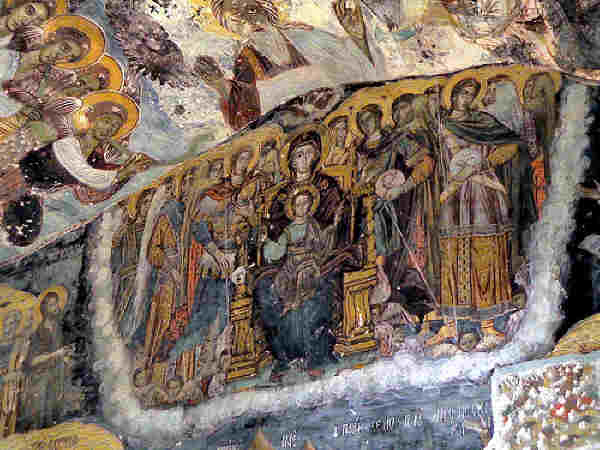 Богородица с Младенеца на престола. Фреска в манастира Панагия Сумела (Sumela Monastery) в Турция. Снимка: Grete Howard at Flickr