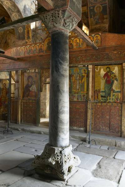 Интериор на църквата "Св. Стефан" в Несебър. Източник: government.bg 