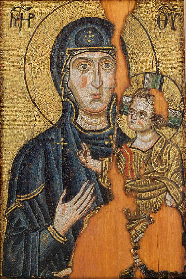 Св. Богородица Одигитрия (The Virgin Hodegetria). Икона от втората половина на 12 век. Източник: culture.gr