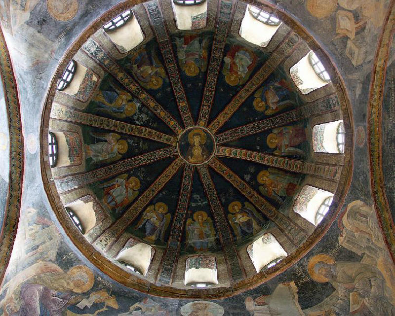 Купол в църквата "Иисус Христос Спасител" в Хора