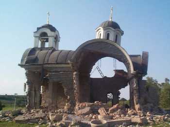 Разрушен православен храм