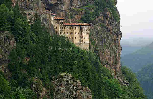 Сумела Sumela monastery Altindere. Photo Sinan Doğan at Flicr